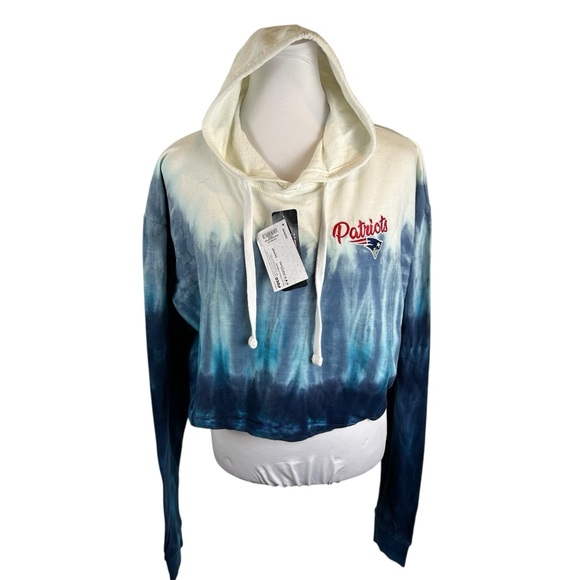 New England Patriots FOCO Dip Dye Crop Pullover Hoodie NWT - Large - Picture 1 of 10